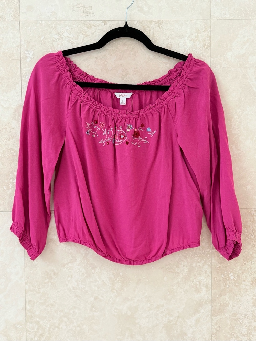 Candie’s Y2K Off Shoulder Peasant Top Small Pink Embroidered Boho Crop Blouse